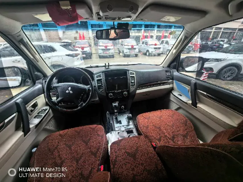 2018 Mitsubishi Pajero 3.0L 174HP V6 5AT,autocango,china used car exporter,china ev exporter,chinese used car exporter,chinese used ev exporter