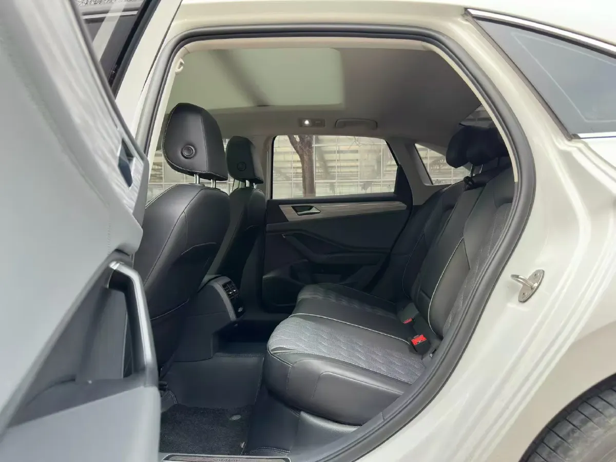 2023 Volkswagen Sagitar 1.5T 160HP L4 7DCT,autocango,china used car exporter,china ev exporter,chinese used car exporter,chinese used ev exporter