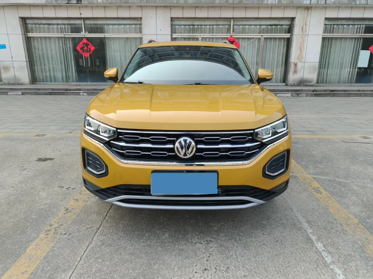 2019 Jeep Cherokee 2.0T 265HP L4 9AT,autocango,china used car exporter,china ev exporter,chinese used car exporter,chinese used ev exporter