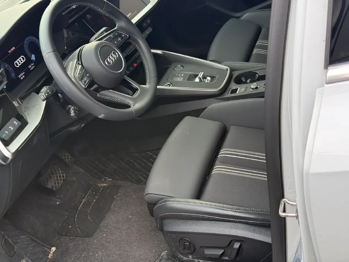 2023 Audi A3 1.4T 150HP L4 7DCT,autocango,china used car exporter,china ev exporter,chinese used car exporter,chinese used ev exporter