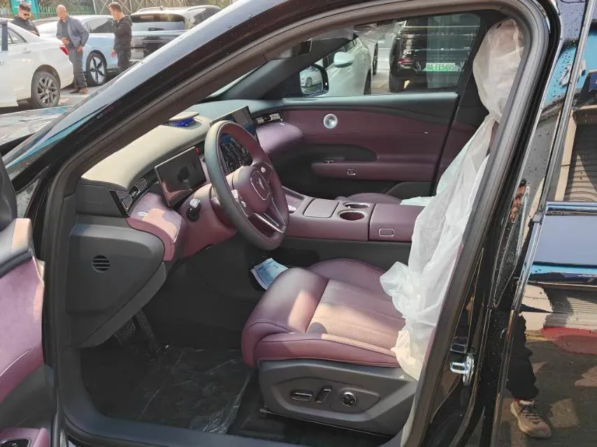 2025 Voyah FREE REEV 129HP REEV,autocango,china used car exporter,china ev exporter,chinese used car exporter,chinese used ev exporter