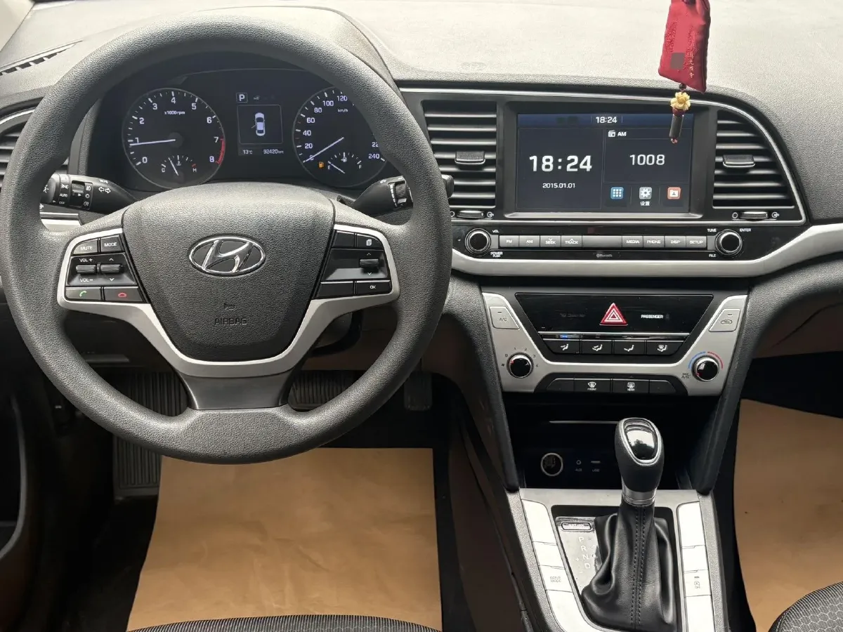 2016 Hyundai Elantra 1.6L 130HP L4 6AT,autocango,china used car exporter,china ev exporter,chinese used car exporter,chinese used ev exporter