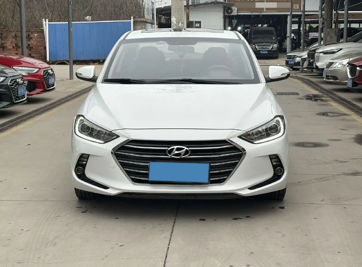 2016 Hyundai Elantra 1.6L 130HP L4 6AT,autocango,china used car exporter,china ev exporter,chinese used car exporter,chinese used ev exporter