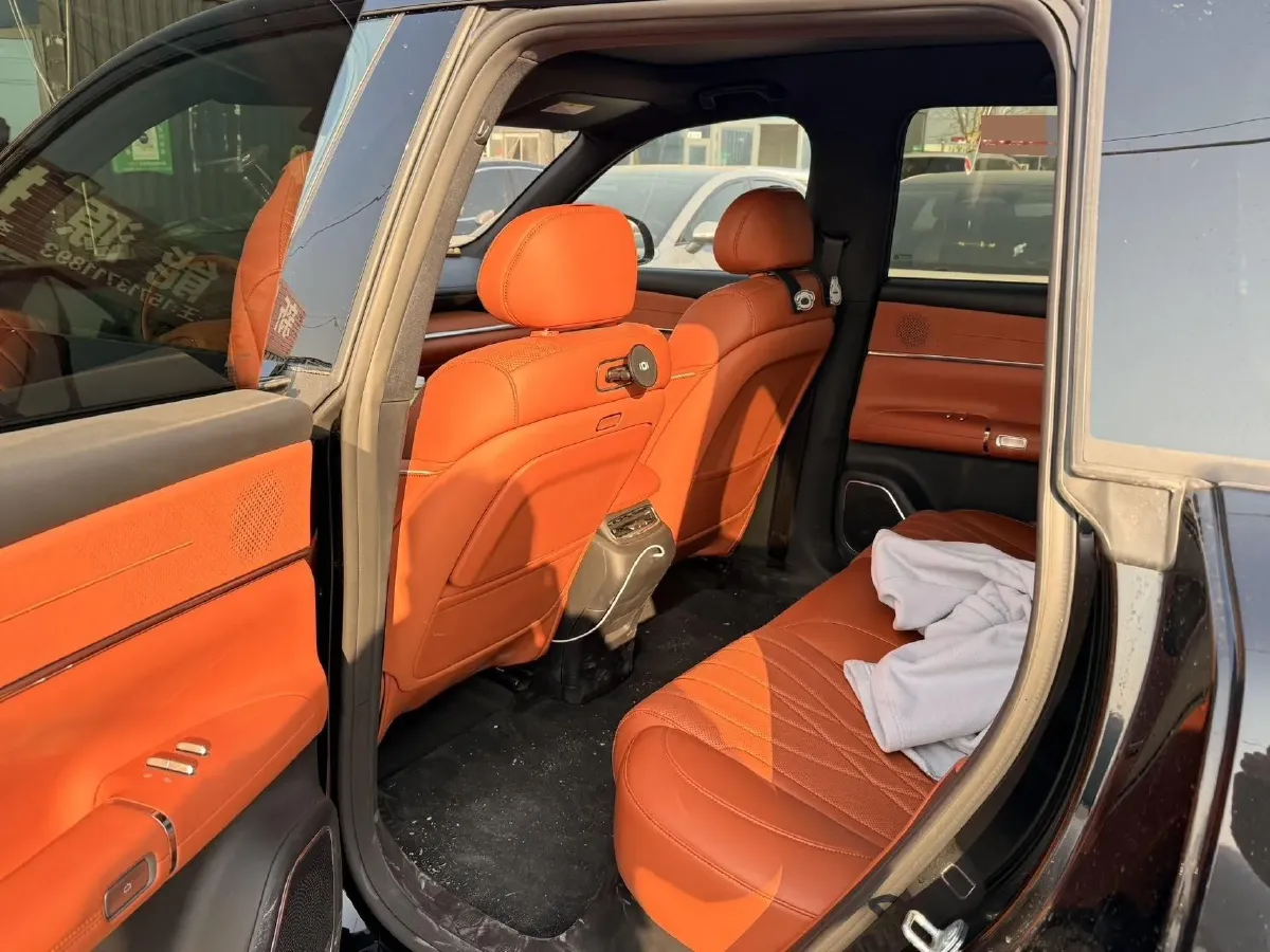 2025 ChangAn QiYuan Q07 1.5T 150HP L4 E-CVT PHEV,autocango,china used car exporter,china ev exporter,chinese used car exporter,chinese used ev exporter