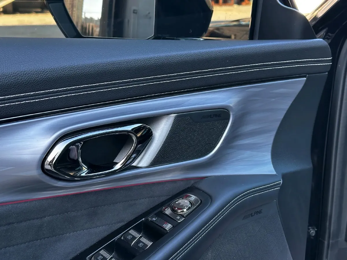 2024 GAC Trumpchi GS8 2.0T 190HP L4 E-CVT Hybrid,autocango,china used car exporter,china ev exporter,chinese used car exporter,chinese used ev exporter