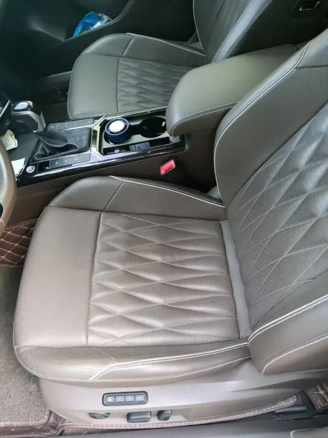 2020 Volkswagen Passat 2.0T 186HP L4 7DCT,autocango,china used car exporter,china ev exporter,chinese used car exporter,chinese used ev exporter