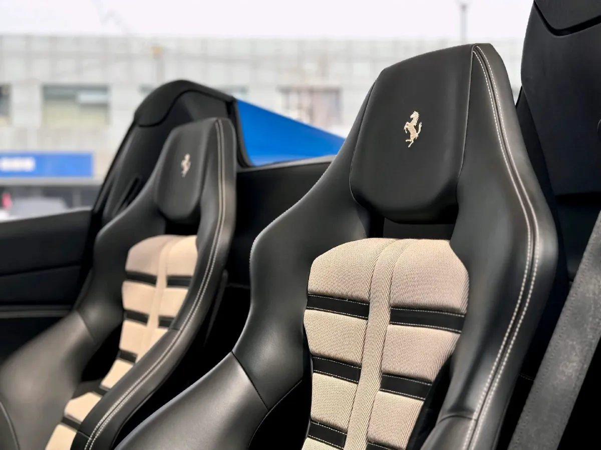 2015 Ferrari 488 3.9T 670HP V8 7DCT,autocango,china used car exporter,china ev exporter,chinese used car exporter,chinese used ev exporter