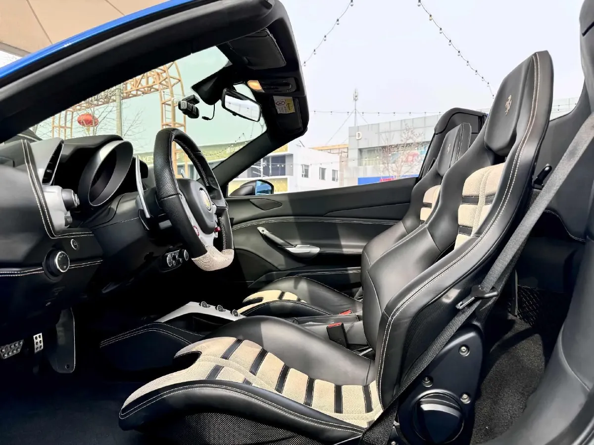 2015 Ferrari 488 3.9T 670HP V8 7DCT,autocango,china used car exporter,china ev exporter,chinese used car exporter,chinese used ev exporter