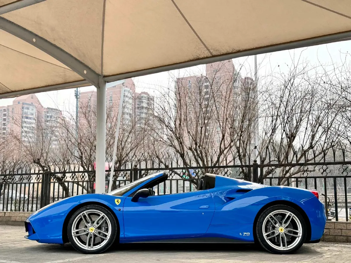 2015 Ferrari 488 3.9T 670HP V8 7DCT,autocango,china used car exporter,china ev exporter,chinese used car exporter,chinese used ev exporter