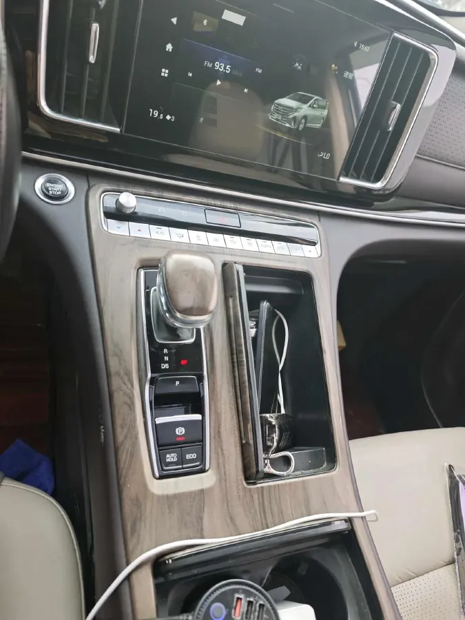 2021 GAC Trumpchi M8 2.0T 252HP L4 8AT,autocango,china used car exporter,china ev exporter,chinese used car exporter,chinese used ev exporter