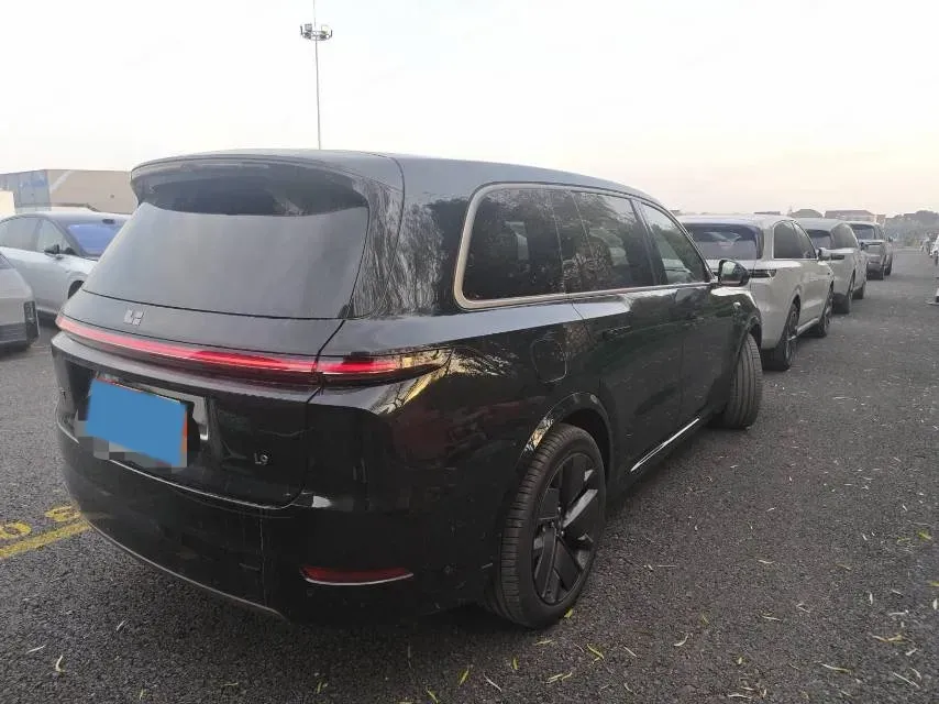 2025 Li L9 Range Extended 154HP REEV,autocango,china used car exporter,china ev exporter,chinese used car exporter,chinese used ev exporter