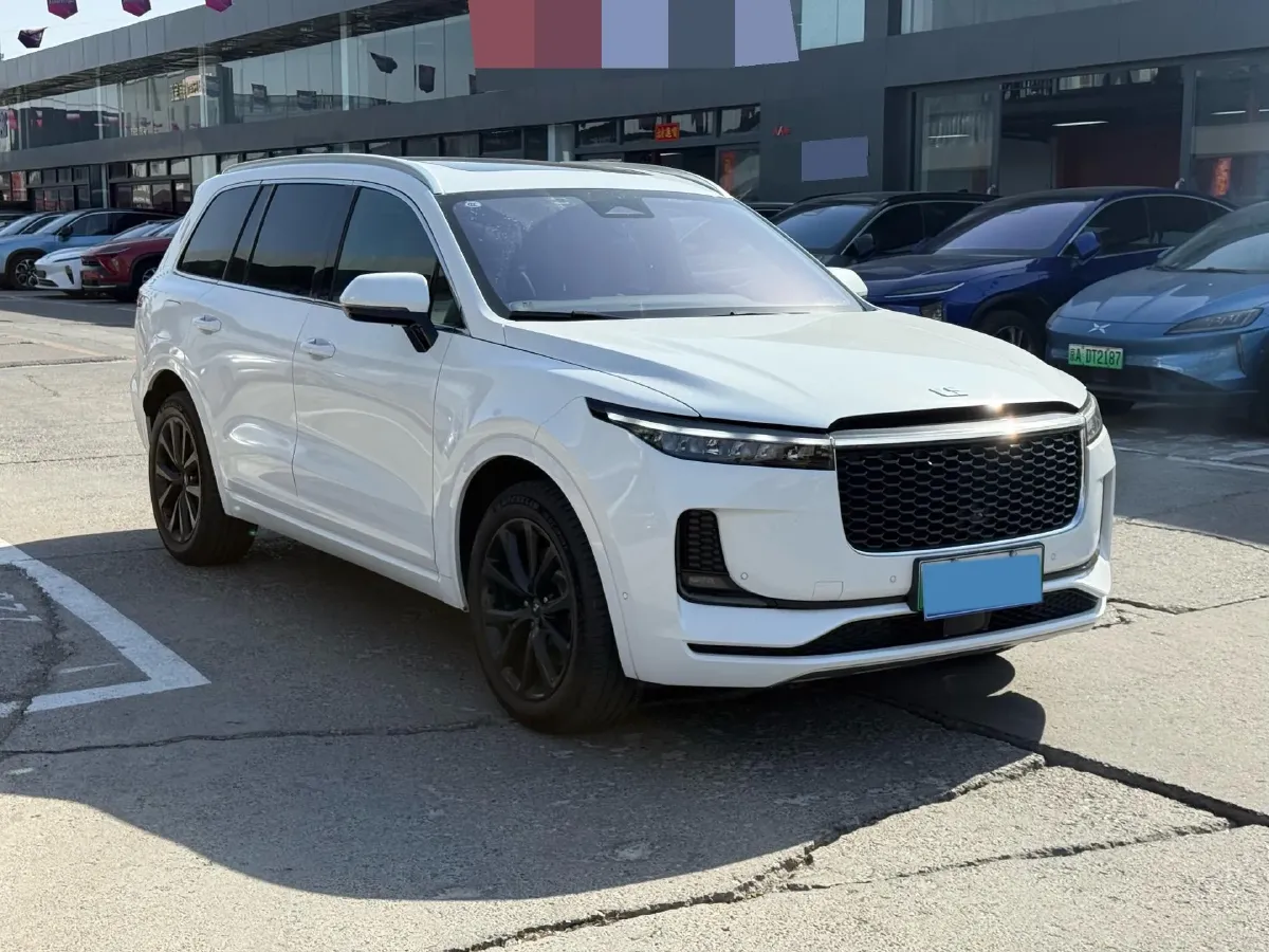 2021 Li ONE Range Extended 131HP REEV 40.5KWH,autocango,china used car exporter,china ev exporter,chinese used car exporter,chinese used ev exporter