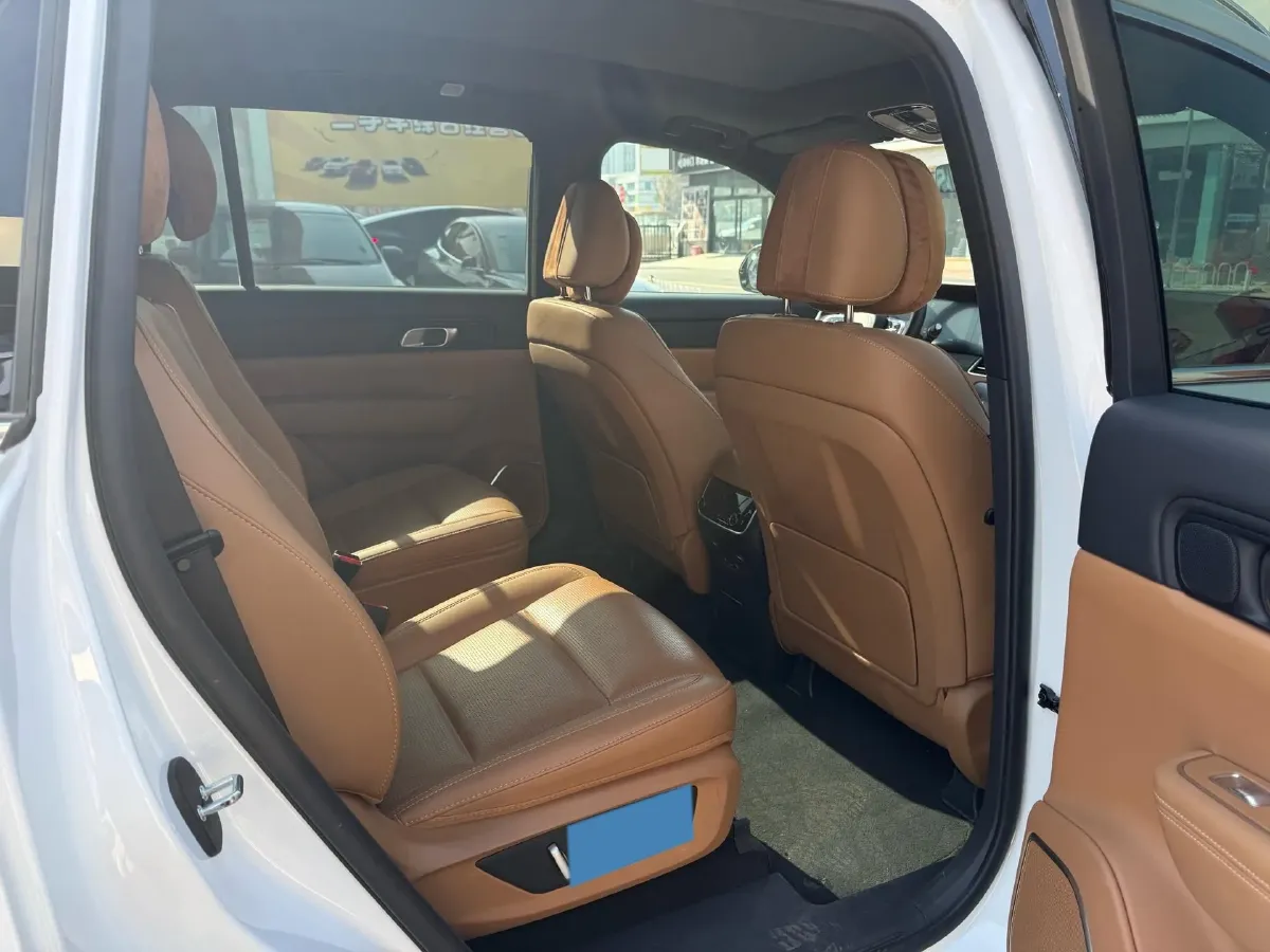 2021 Li ONE Range Extended 131HP REEV 40.5KWH,autocango,china used car exporter,china ev exporter,chinese used car exporter,chinese used ev exporter