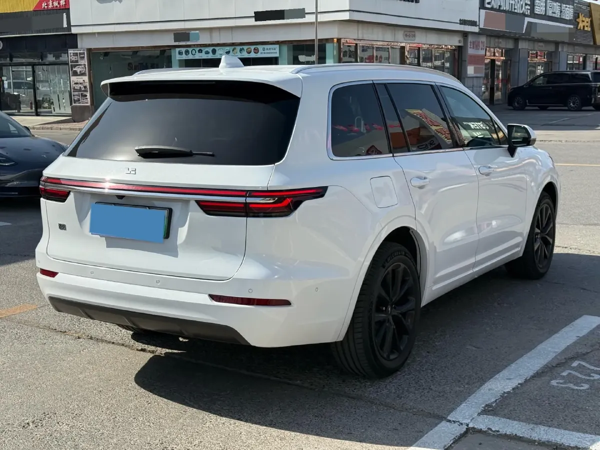 2021 Li ONE Range Extended 131HP REEV 40.5KWH,autocango,china used car exporter,china ev exporter,chinese used car exporter,chinese used ev exporter