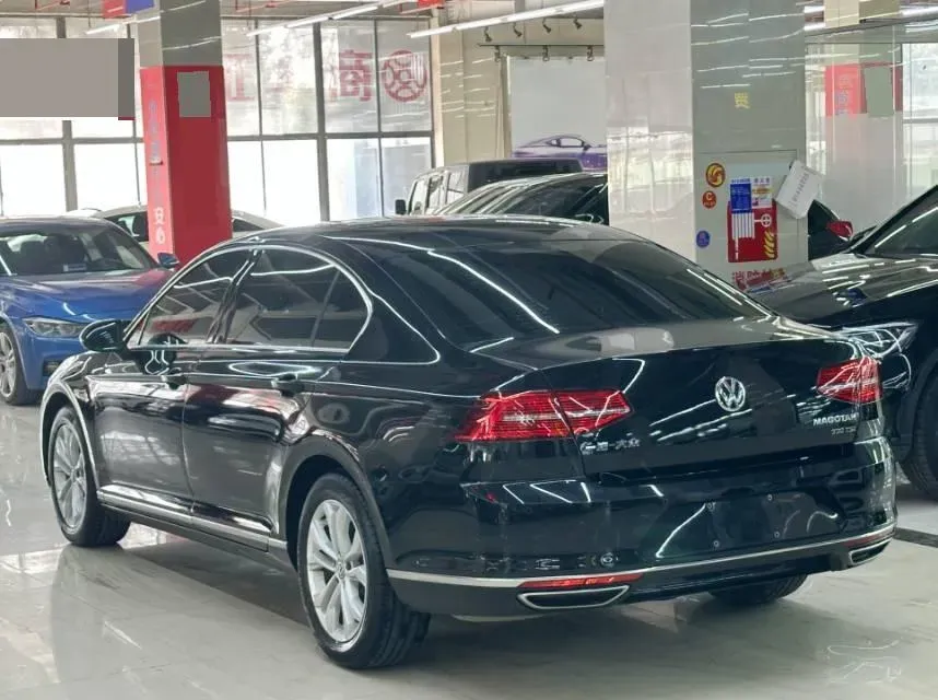 2018 Volkswagen Magotan 1.8T 180HP L4 7DCT,autocango,china used car exporter,china ev exporter,chinese used car exporter,chinese used ev exporter