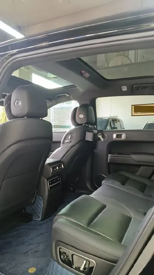 2023 Li L7 Range Extended 154HP REEV 40.9KWH,autocango,china used car exporter,china ev exporter,chinese used car exporter,chinese used ev exporter