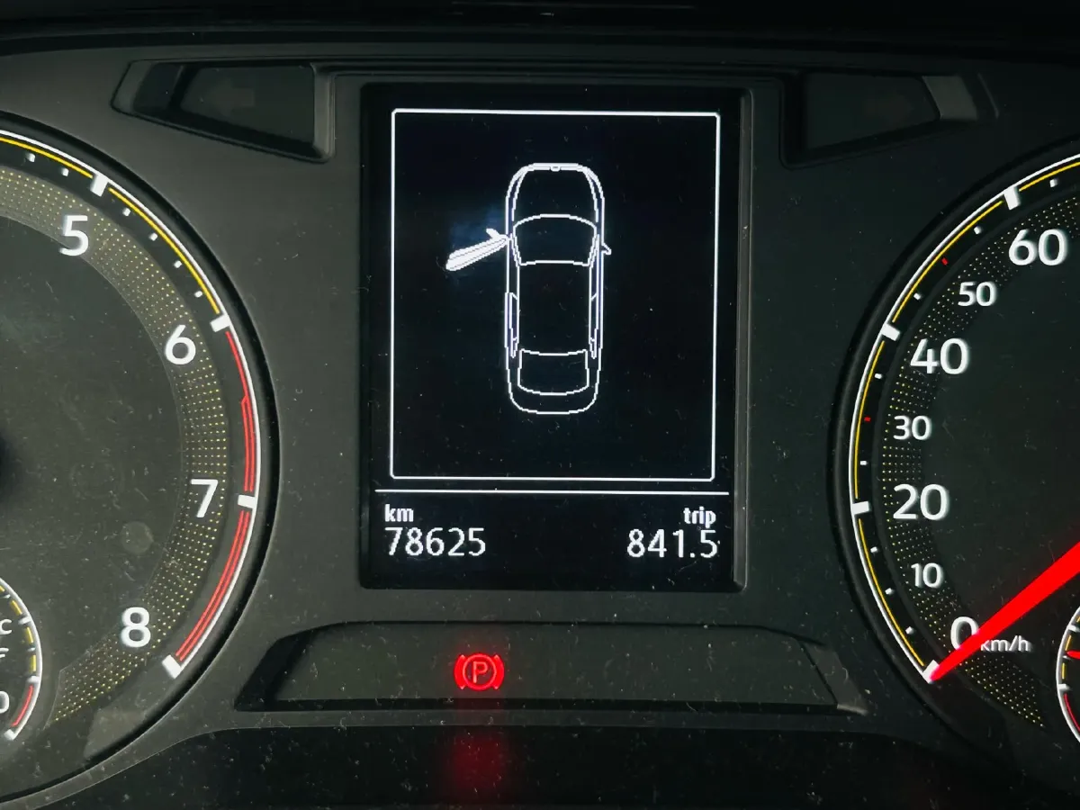 2019 Jeep Renegade 1.3T 173HP L4 7DCT,autocango,china used car exporter,china ev exporter,chinese used car exporter,chinese used ev exporter