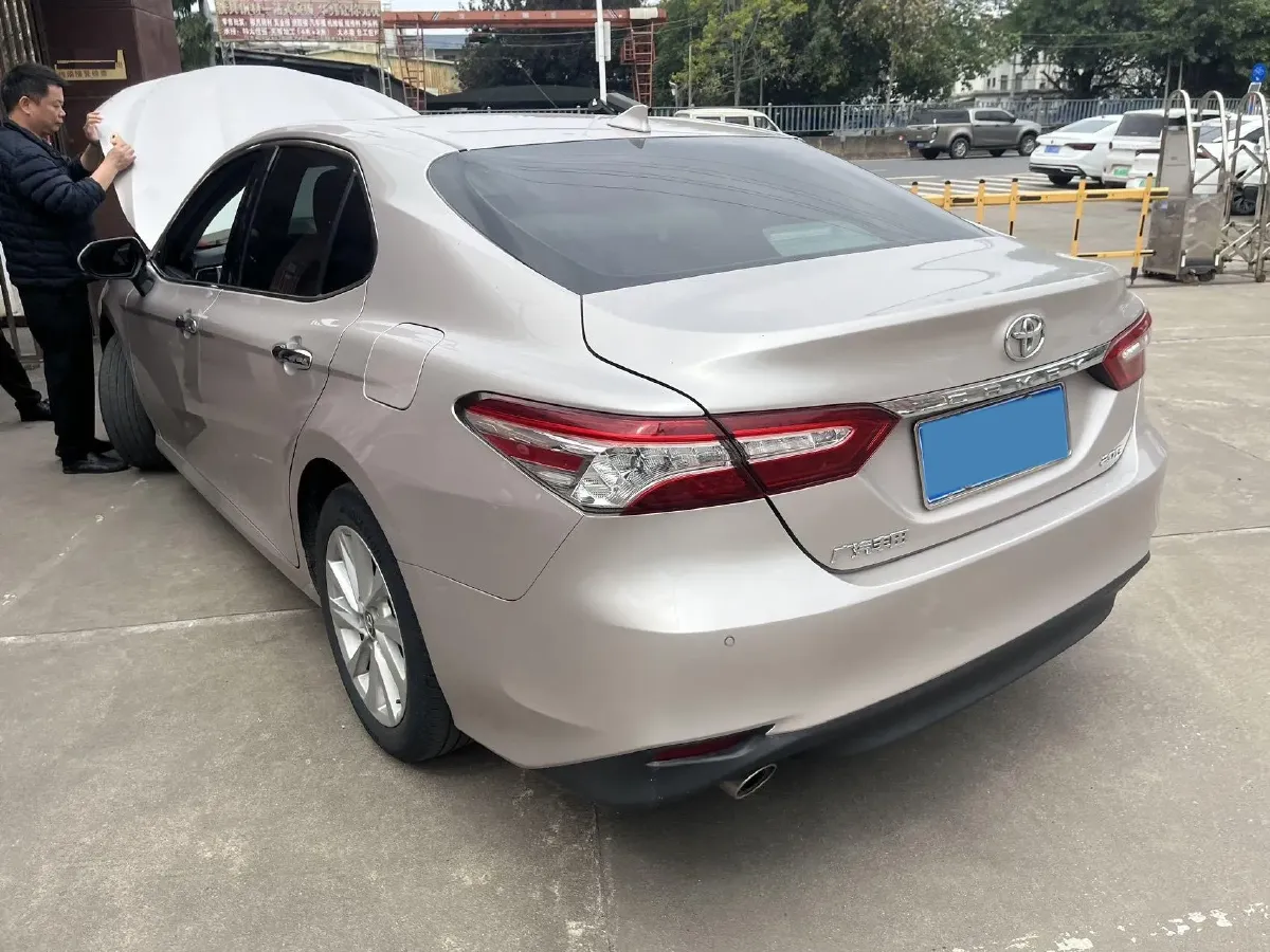 2021 Toyota Camry 2.0L 178HP L4 CVT,autocango,china used car exporter,china ev exporter,chinese used car exporter,chinese used ev exporter