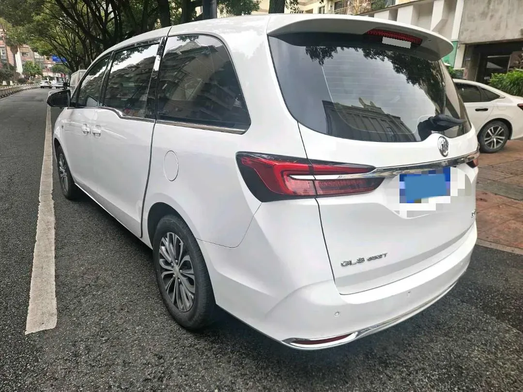 2021 Buick GL8 2.0T 237HP L4 9AT,autocango,china used car exporter,china ev exporter,chinese used car exporter,chinese used ev exporter