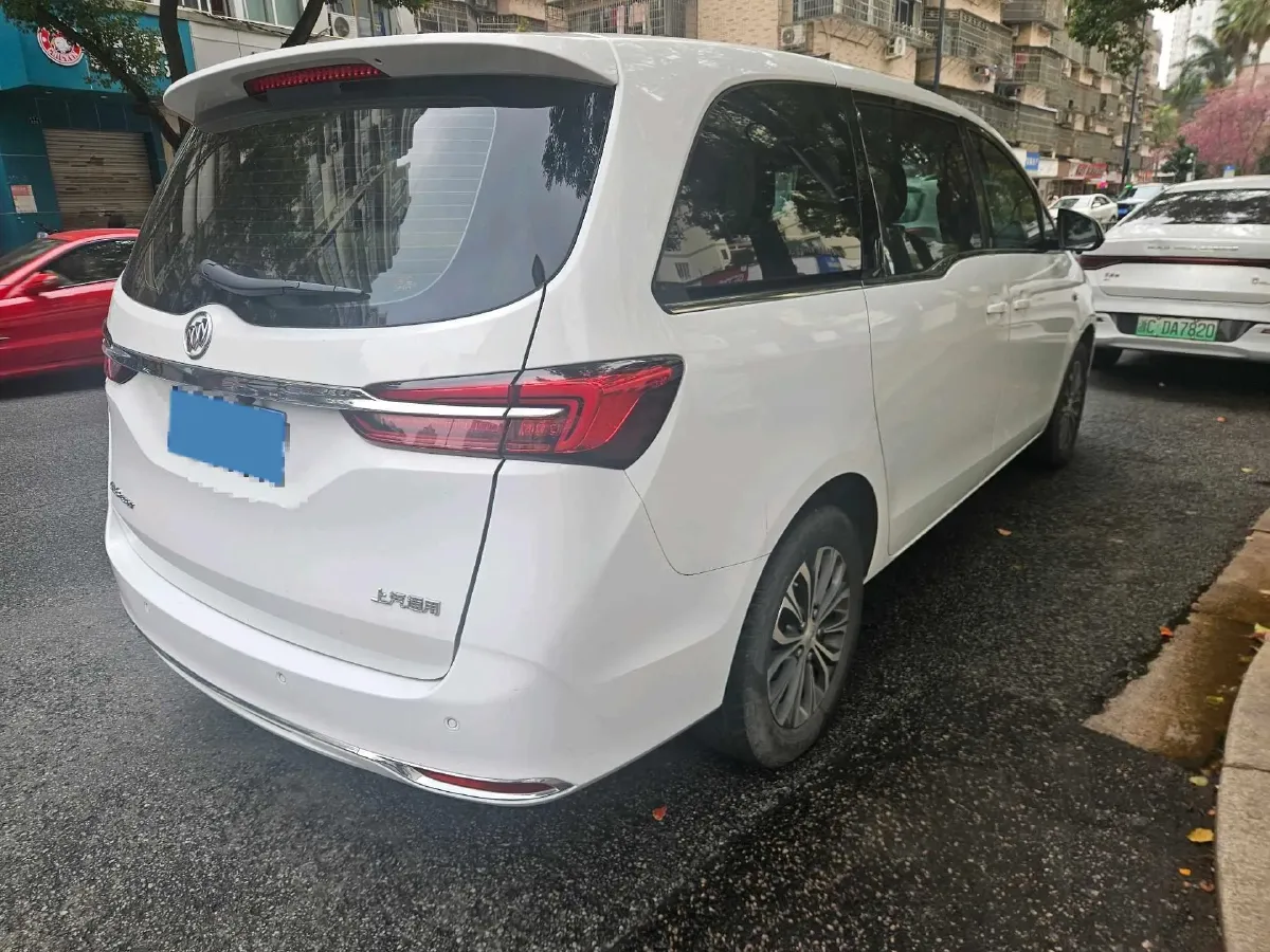 2021 Buick GL8 2.0T 237HP L4 9AT,autocango,china used car exporter,china ev exporter,chinese used car exporter,chinese used ev exporter