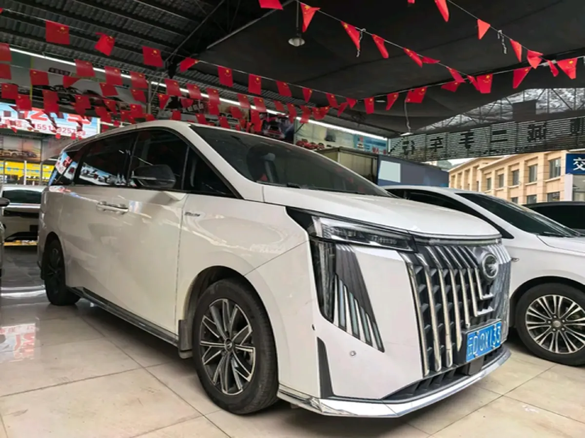 2023 GAC Trumpchi M8 2.0T 252HP L4 8AT,autocango,china used car exporter,china ev exporter,chinese used car exporter,chinese used ev exporter