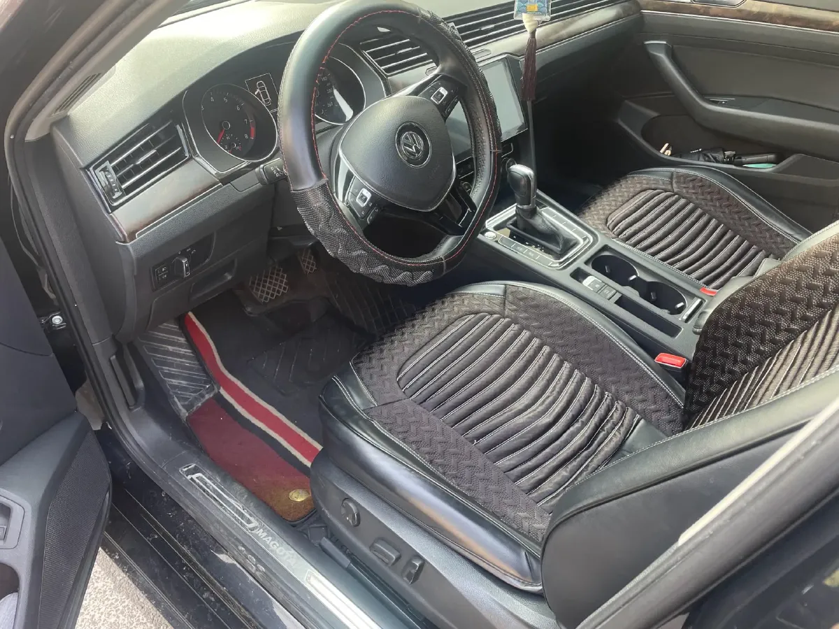 2018 Volkswagen Magotan 1.8T 180HP L4 7DCT,autocango,china used car exporter,china ev exporter,chinese used car exporter,chinese used ev exporter