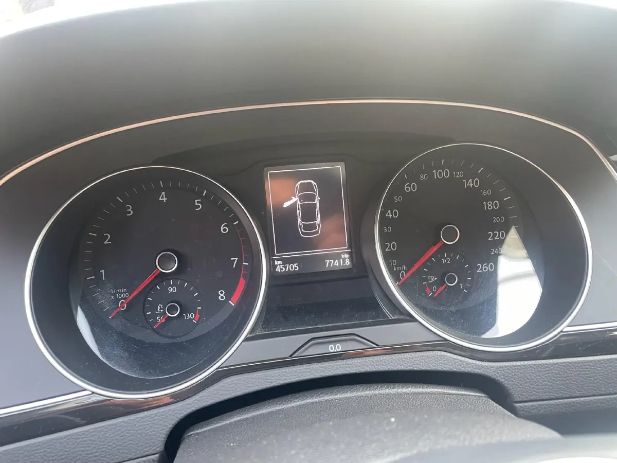 2018 Volkswagen Magotan 1.8T 180HP L4 7DCT,autocango,china used car exporter,china ev exporter,chinese used car exporter,chinese used ev exporter