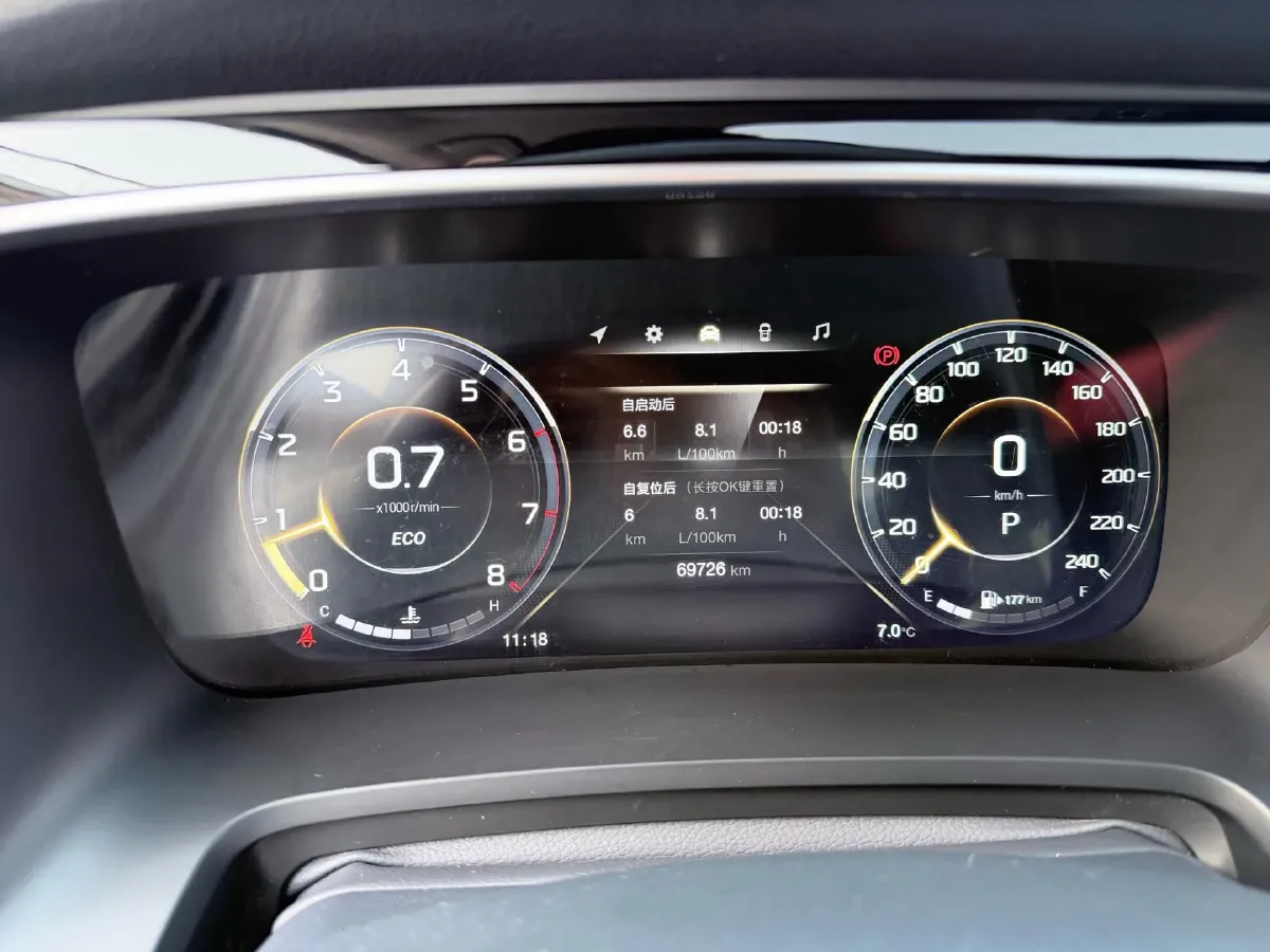 2021 GAC Trumpchi M8 2.0T 252HP L4 8AT,autocango,china used car exporter,china ev exporter,chinese used car exporter,chinese used ev exporter