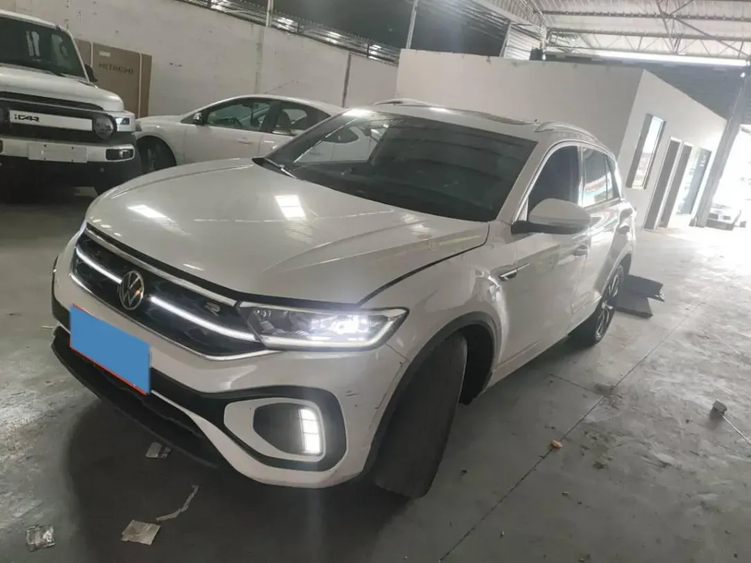 2023 Volkswagen T-Roc 1.5T 160HP L4 7DCT,autocango,china used car exporter,china ev exporter,chinese used car exporter,chinese used ev exporter