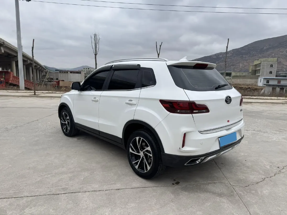 2019 Bestune X40 1.6L 114HP L4 6AT,autocango,china used car exporter,china ev exporter,chinese used car exporter,chinese used ev exporter