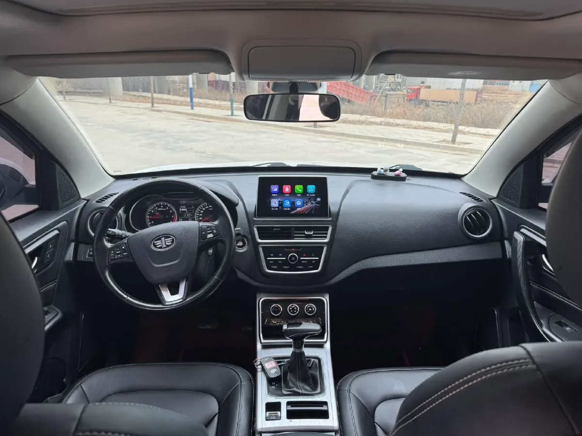 2019 Bestune X40 1.6L 114HP L4 6AT,autocango,china used car exporter,china ev exporter,chinese used car exporter,chinese used ev exporter