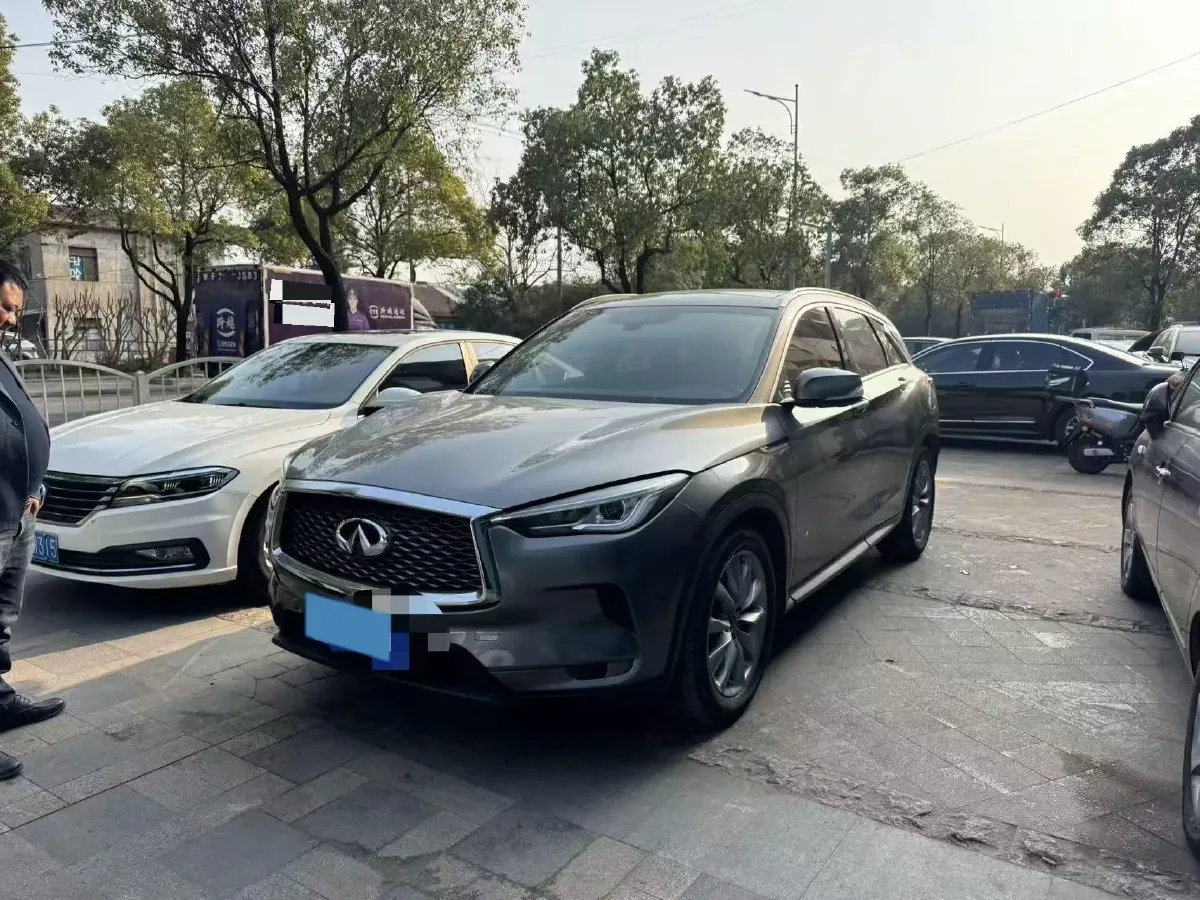 2020 Infiniti QX50 2.0T 272HP L4 CVT,autocango,china used car exporter,china ev exporter,chinese used car exporter,chinese used ev exporter