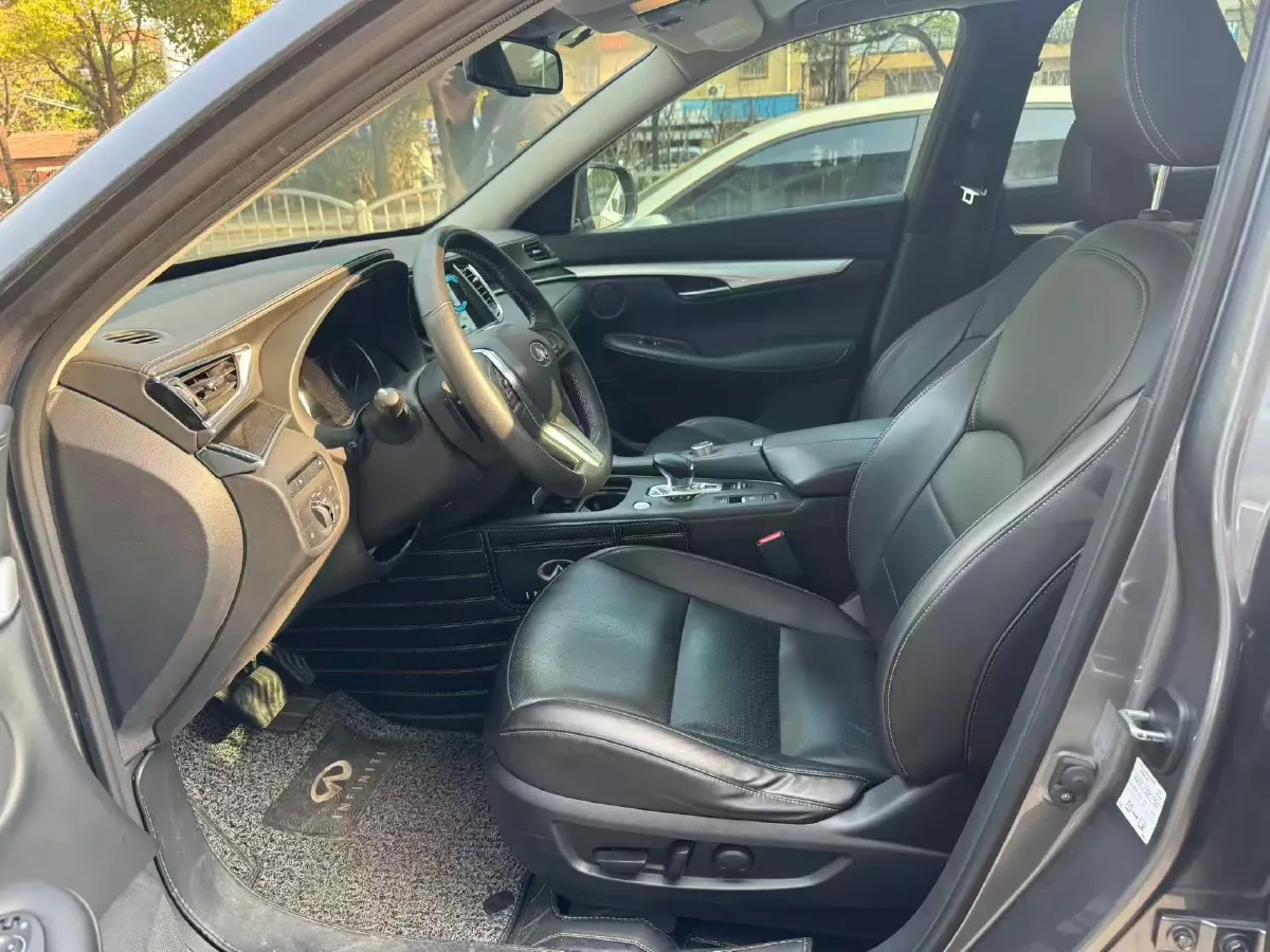 2020 Infiniti QX50 2.0T 272HP L4 CVT,autocango,china used car exporter,china ev exporter,chinese used car exporter,chinese used ev exporter