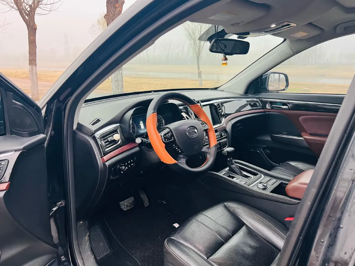 2017 GAC Trumpchi GS8 2.0T 201HP L4 6AT,autocango,china used car exporter,china ev exporter,chinese used car exporter,chinese used ev exporter