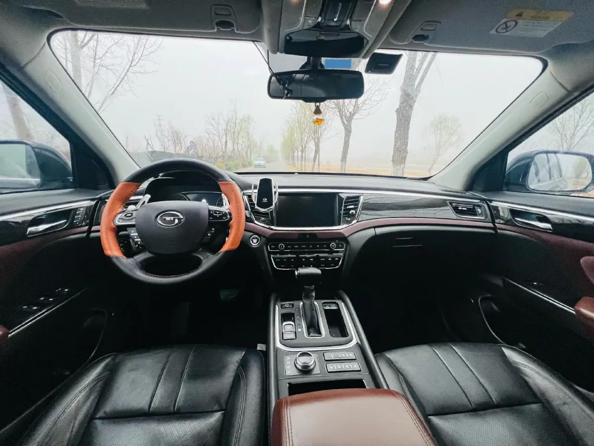 2017 GAC Trumpchi GS8 2.0T 201HP L4 6AT,autocango,china used car exporter,china ev exporter,chinese used car exporter,chinese used ev exporter