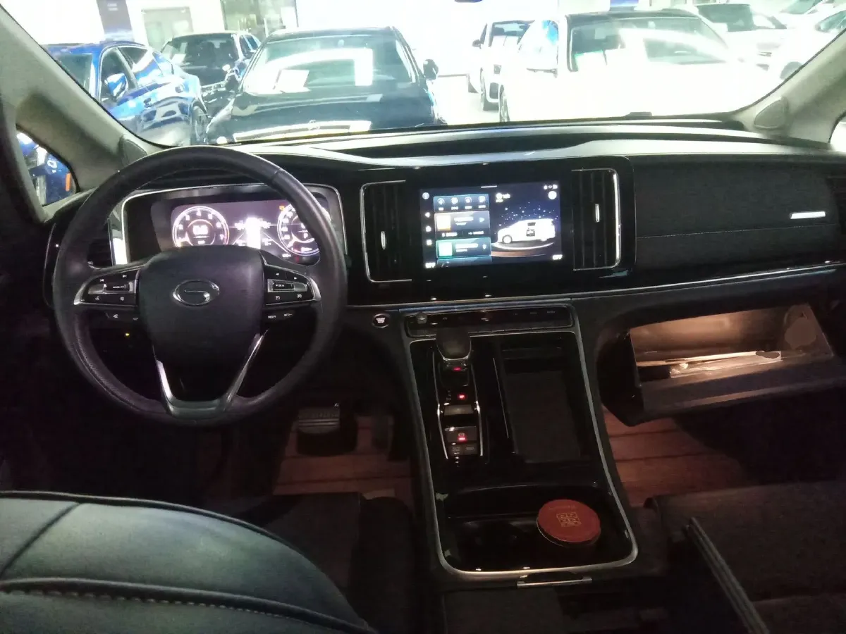 2021 GAC Trumpchi M8 2.0T 252HP L4 8AT,autocango,china used car exporter,china ev exporter,chinese used car exporter,chinese used ev exporter