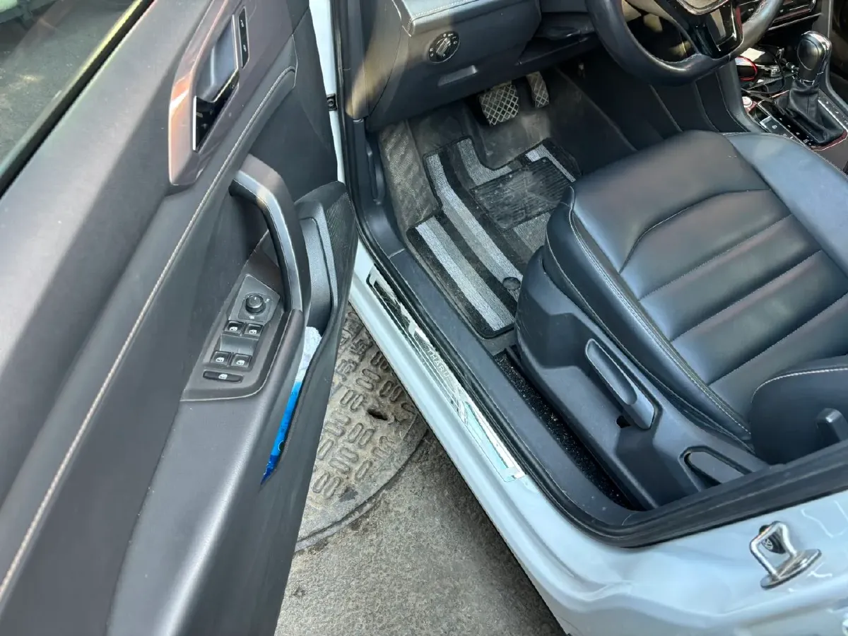 2021 Volkswagen Tharu 1.4T 150HP L4 7DCT,autocango,china used car exporter,china ev exporter,chinese used car exporter,chinese used ev exporter