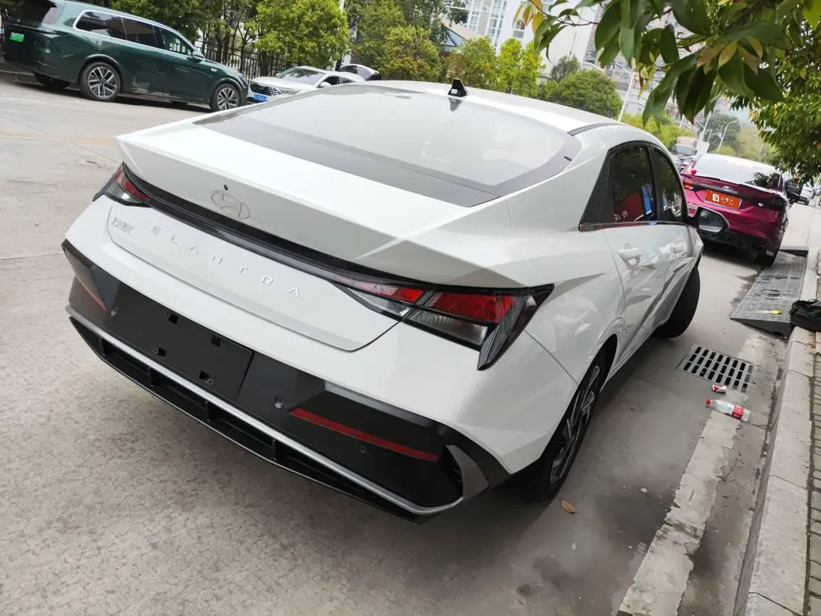 2023 Hyundai Elantra 1.5L 115HP L4 CVT,autocango,china used car exporter,china ev exporter,chinese used car exporter,chinese used ev exporter