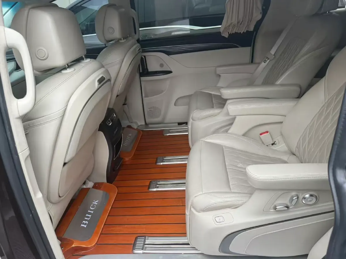 2020 Buick GL8 2.0T 237HP L4 9AT,autocango,china used car exporter,china ev exporter,chinese used car exporter,chinese used ev exporter