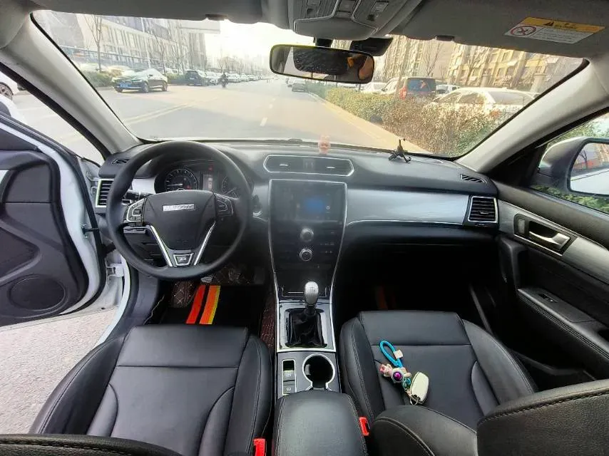 2018 Haval H2 1.5T 150HP L4 6MT,autocango,china used car exporter,china ev exporter,chinese used car exporter,chinese used ev exporter