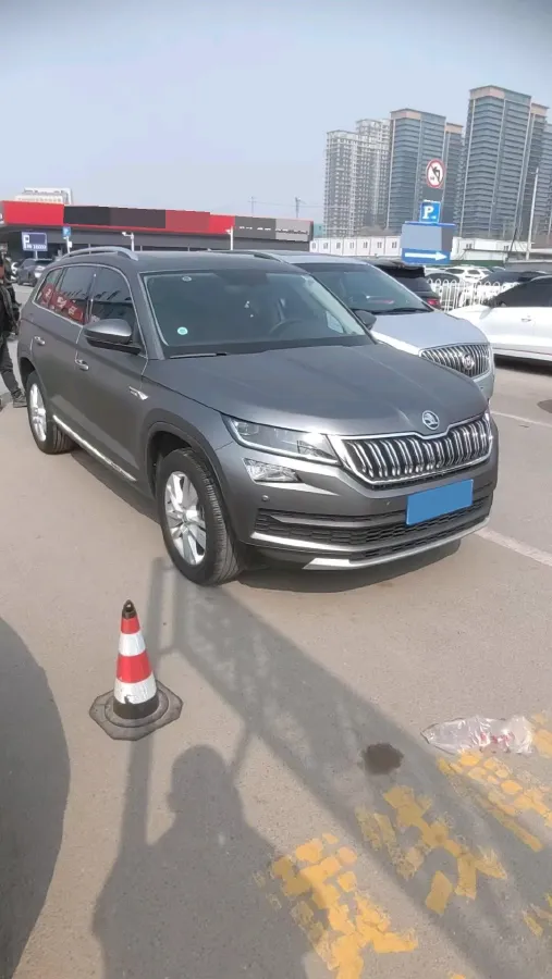 2018 Skoda Kodiak 2.0T 186HP L4 7DCT,autocango,china used car exporter,china ev exporter,chinese used car exporter,chinese used ev exporter
