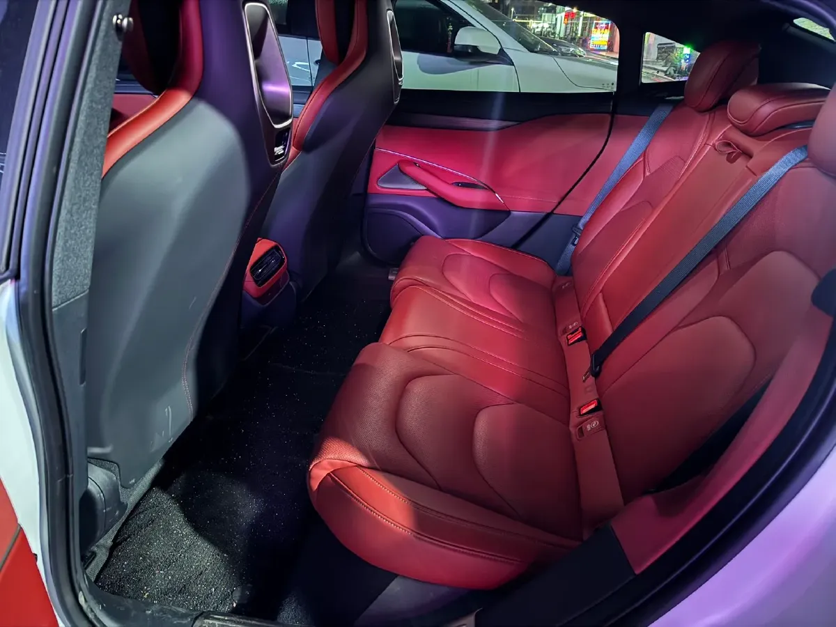 2024 MI SU7 BEV 94.3KWH,autocango,china used car exporter,china ev exporter,chinese used car exporter,chinese used ev exporter