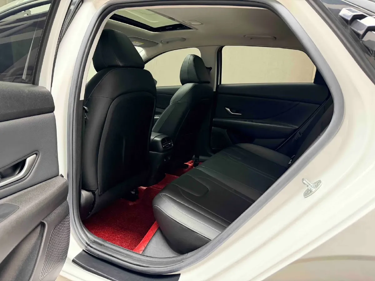 2022 Hyundai Elantra 1.5L 115HP L4 CVT,autocango,china used car exporter,china ev exporter,chinese used car exporter,chinese used ev exporter