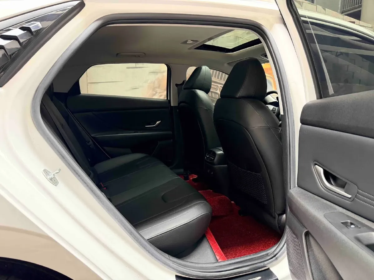 2022 Hyundai Elantra 1.5L 115HP L4 CVT,autocango,china used car exporter,china ev exporter,chinese used car exporter,chinese used ev exporter