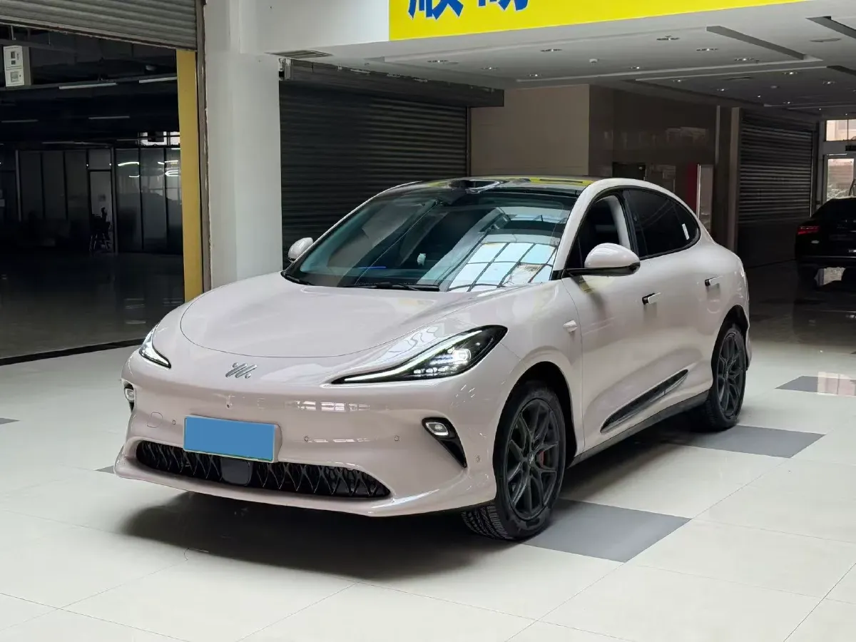 2025 IM LS6 BEV 75KWH,autocango,china used car exporter,china ev exporter,chinese used car exporter,chinese used ev exporter