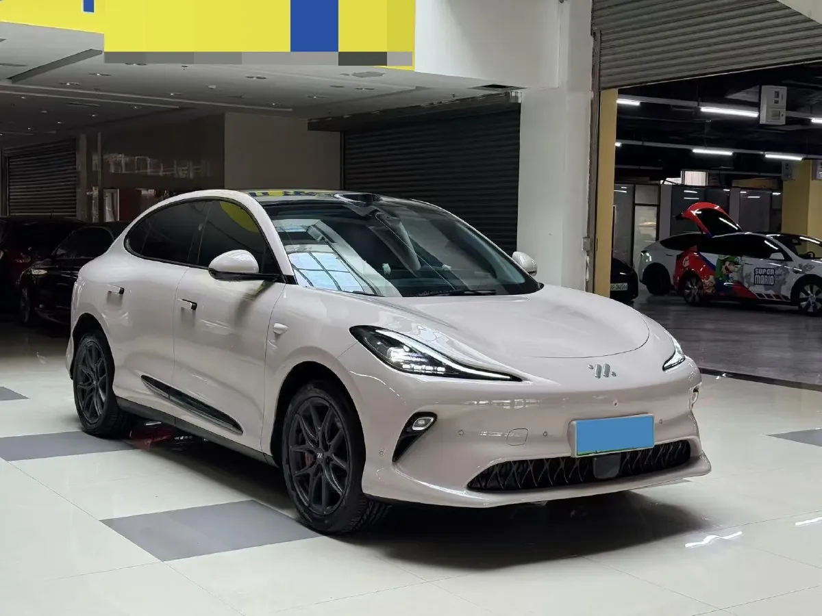 2025 IM LS6 BEV 75KWH,autocango,china used car exporter,china ev exporter,chinese used car exporter,chinese used ev exporter