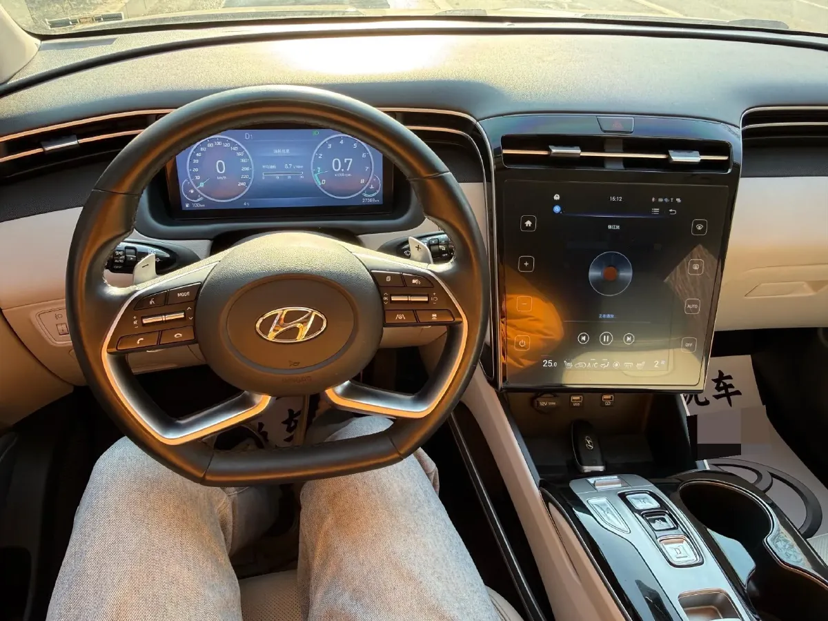 2021 Hyundai Tucson 1.5T 200HP L4 7DCT,autocango,china used car exporter,china ev exporter,chinese used car exporter,chinese used ev exporter