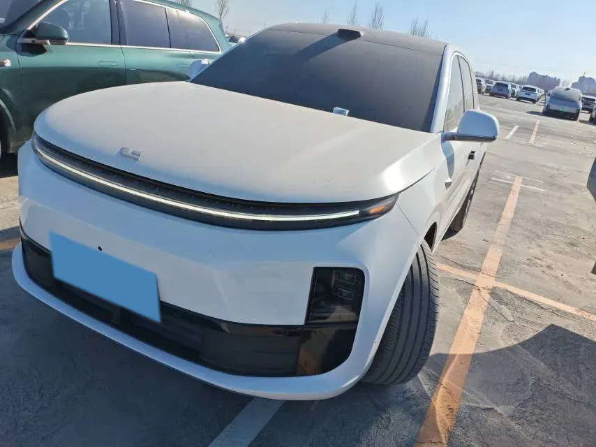 2025 Li L6 Range Extended 154HP L4 REEV,autocango,china used car exporter,china ev exporter,chinese used car exporter,chinese used ev exporter