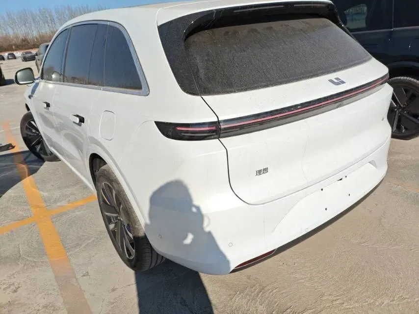 2025 Li L6 Range Extended 154HP L4 REEV,autocango,china used car exporter,china ev exporter,chinese used car exporter,chinese used ev exporter