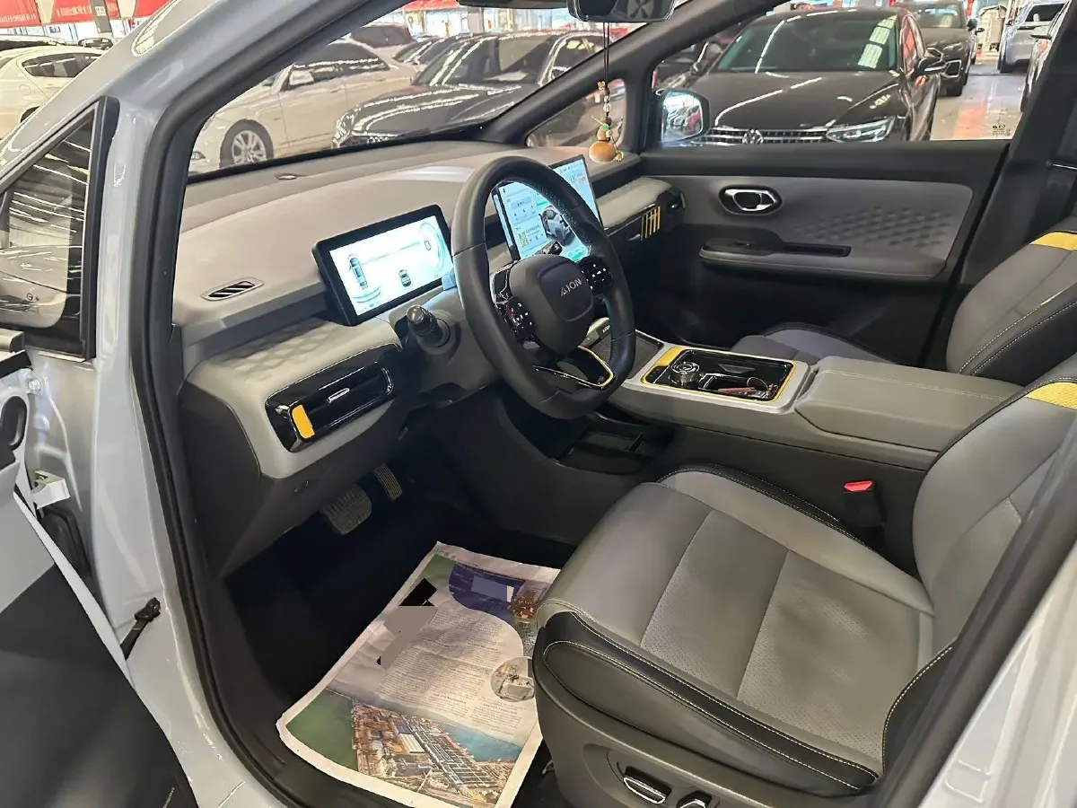 2022 Geely Okavango 1.8T 184HP L4 7DCT,autocango,china used car exporter,china ev exporter,chinese used car exporter,chinese used ev exporter